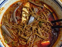 -蓝田九大碗民俗食府(蓝田店)