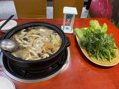 -菌之家·专业纯野生菌火锅·特色炒菌