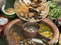 -滇釜火锅·能喝汤的火锅(车公庄店)