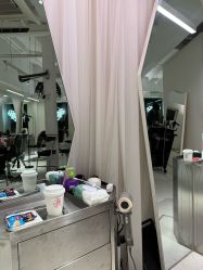-SALON DE VANHADA