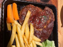 -菲滋意式餐厅(银泰百货金华江南店)