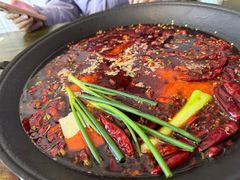 -黄潇洒老火锅(九眼桥宏济巷店)