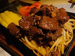 铁锄牛排-穹六人间 people 6(岳阳路店)