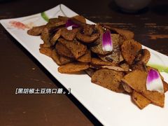 -梧桐树下(云锦世家店)