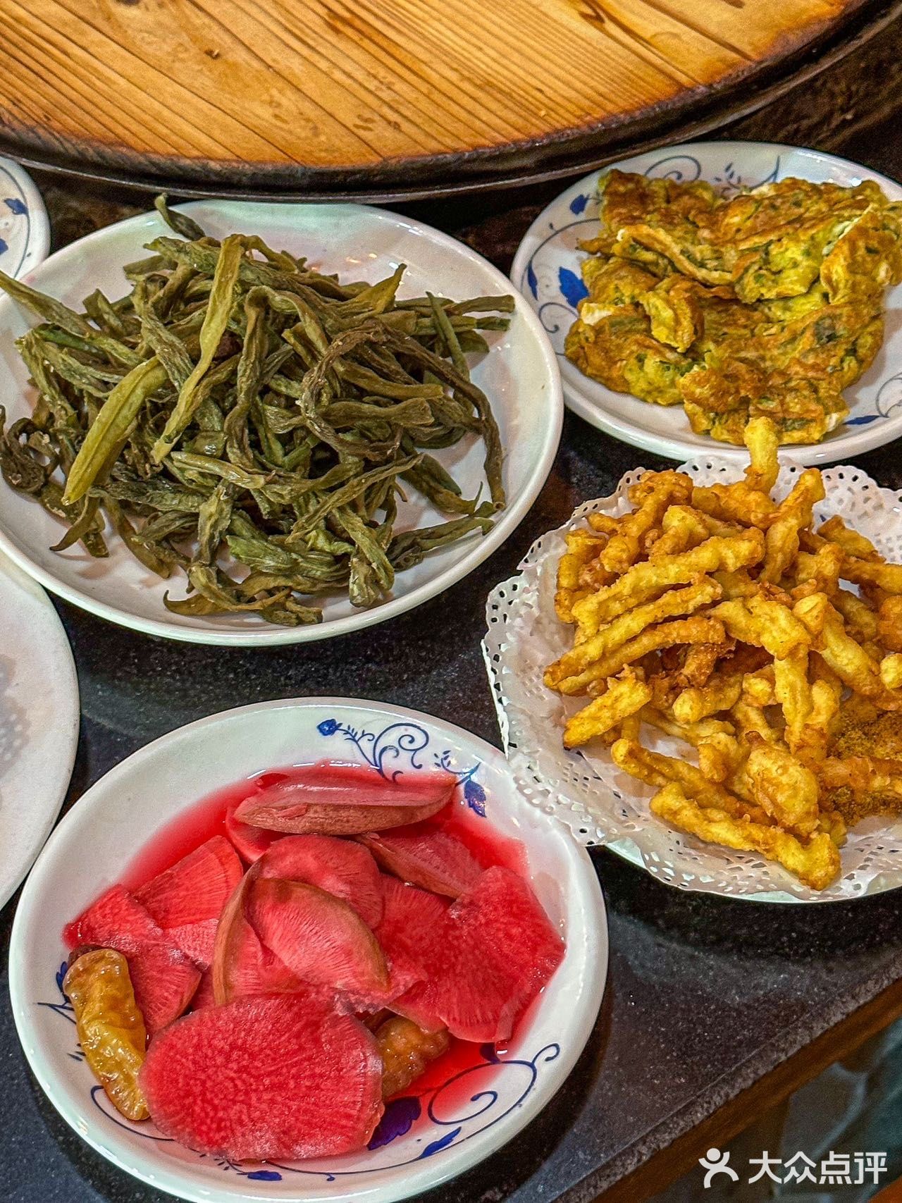 吃地道美食，还是去生态渔村更香