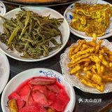 吃地道美食，还是去生态渔村更香
