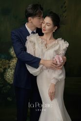 -乐派诗婚纱摄影