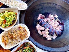 -老刘生态大鱼坊铁锅炖鱼(赛马场店)