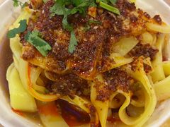 新疆凉皮-维吾尔餐厅(宜山路店)