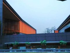 -田园东方蜜桃村的田野营地