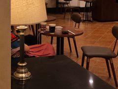 大堂-星巴克臻选(广州沙面店)