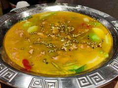 -有红鸡毛店·川菜(建设路店)