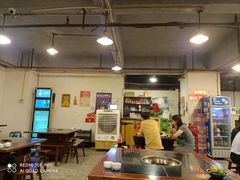 大堂-邓莽子老火锅(中兴路总店)