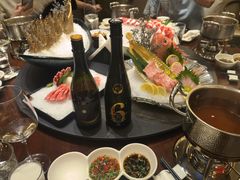 -余欢领鲜火锅(新街口店)