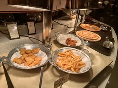 -元一希尔顿酒店·鲜切牛肉火锅禅自助餐厅
