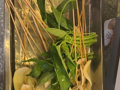 -钢管厂五区小郡肝串串香(蜀都万达店)