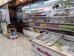 -海大大蒸汽海鲜餐厅·粤菜·特色小炒(欢乐颂店)