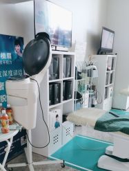 -黑奥秘脱发白发中心