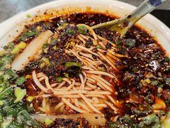 -Mlamber麦泊尔兰州牛肉面