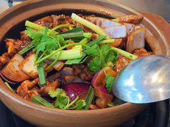-胡须佬鸡煲四季火锅店(石厦西村直营店)