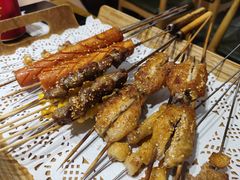 -聚串门儿·东北烧烤(信义坊店)