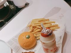 -黄记煌三汁焖锅(新佳丽江汉路店)