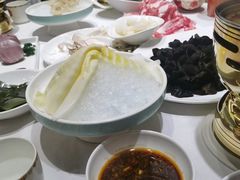 -澳洲肥牛火锅(转盘路店)