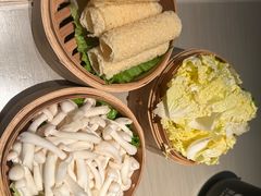 -茶港·点心·啫啫煲(江夏中百店)