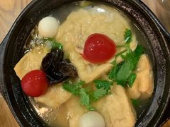 -三鞭一花·独一处·元英砂锅(海光寺店)