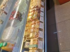 -红宝石·鲜奶小方·海派西点房(丰庄店)