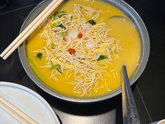 -新淮扬村·淮扬菜·北京烤鸭·世界美食之都示范店(崇文门店)