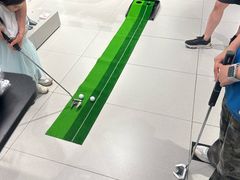 -迪卡侬(环球港店)