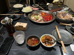 -酱小七老火锅(横店康庄店)