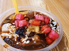 -八一路好吃街(雨田商务大厦店)