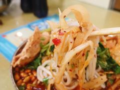 -红鼻子桂林米粉(金唐新光界店)
