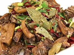 -唐师傅湘西名菜馆(武陵路店)