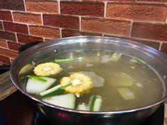 山泉浓汤底-鱼醉无骨鱼·中山脆肉鲩(荔湾路店)