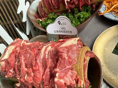 -楠小云·云南鲜牛野生菌自助火锅(九眼桥店)