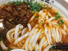 -湘人龙记老长沙米粉(鸟巢店)