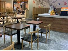 大堂-派乐汉堡(虎泉欧亚达店)