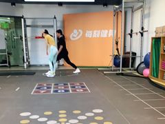 -每刻健身工作室(西直门店)
