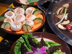-憨孃孃·重庆老火锅(红山黑金店)