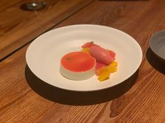 意式奶冻配当季水果-Mercato莫卡多露台餐厅与酒吧(K11店)