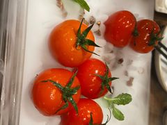 番茄脆菇沙拉-小大董·烤鸭(王府井apm店)