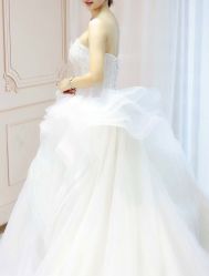 -LOVE SHINE婚纱·红鼎庄龙凤褂·妈妈装定制