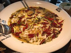 老坛子酸菜鱼（鲈鱼3-4人份）-太二酸菜鱼(广州IFC国金天地店)