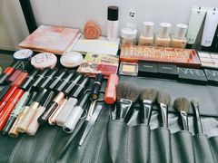 -ME觅妆·定制美妆·彩妆私教(菱角湖店)