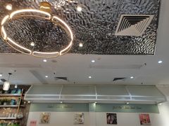 -丽莎沙拉轻食餐厅(国贸店)