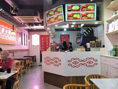 -回味碗土家洋芋饭(财信城市国际店)