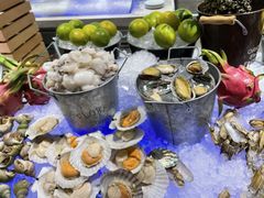 -飨食汇全日制餐厅·昆山皇冠假日酒店(九方店)